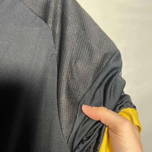 JUVENTUS ADIDAS 2015/2016 THIRD FOOTBALL SHIRT JERSEY - Picture 10 of 10